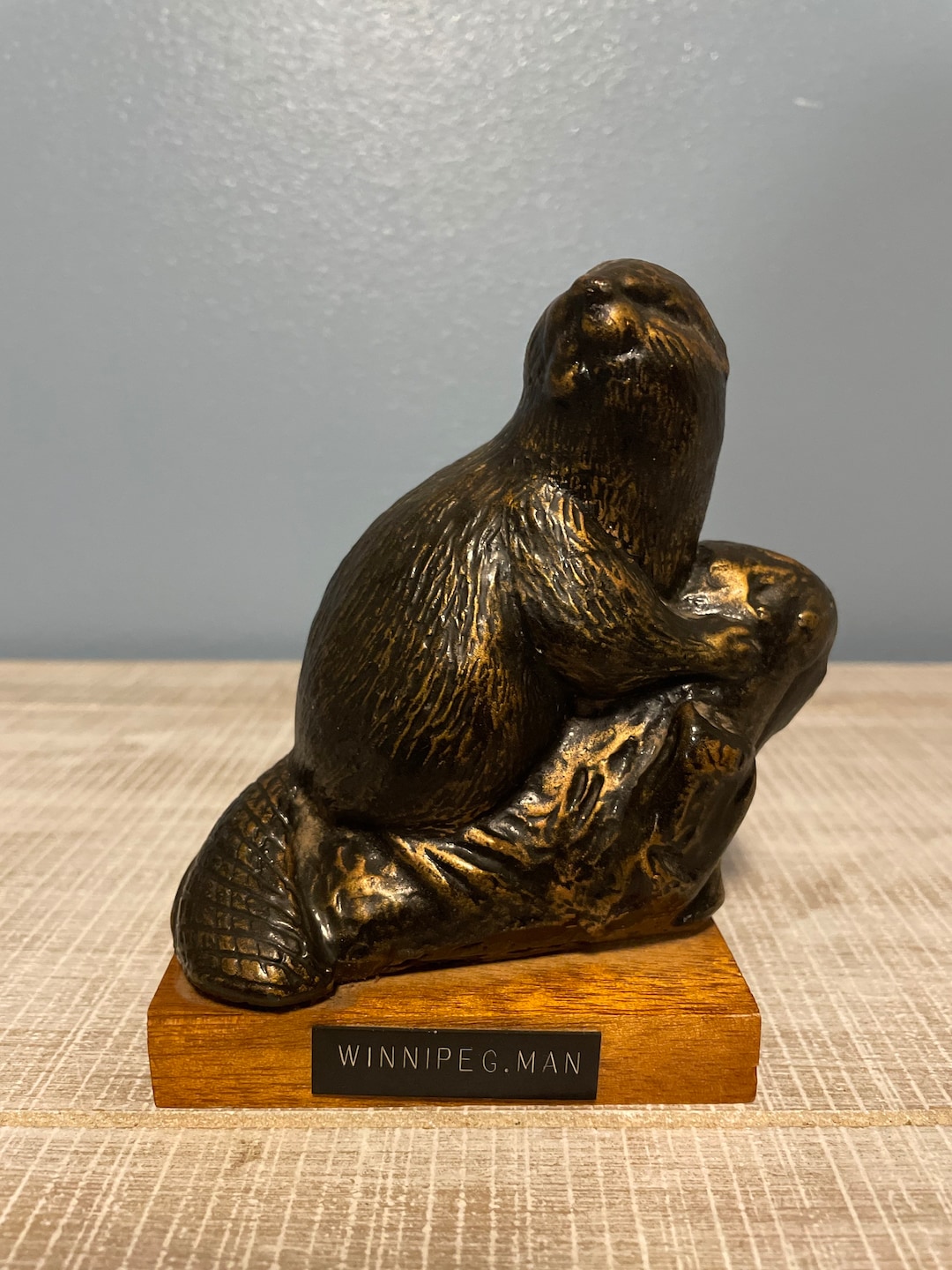 Vintage Beaver Figurine Figure Winnipeg Manitoba Canada Souvenir ...