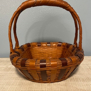 Vintage wicker basket brown Japan