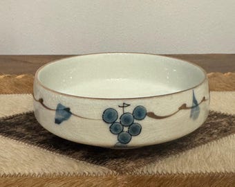 Vintage Japanese Bowl With Grapevine Pattern