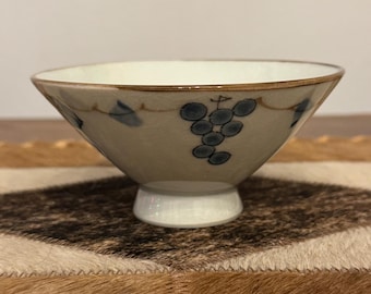 Vintage Japanese Bowl With Grapevine Pattern