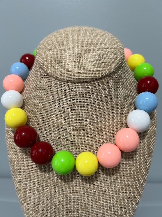 Bubblegum cheap beads necklace