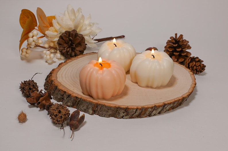 Set of 3 Pumpkin Candles Halloween Decorations Autumn Home Décor Pumpkin Spice Candle Halloween Table Décor Handmade image 1