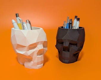 Skull decorative vase | medical student gift, anatomy vase, medical practice decoration, doctor gift