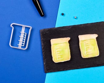 Beaker Cookie Cutter | Chemistry Cookie Cutter | Gifts for Medical Students | Gifts for Doctors | Custom Cookie Cutters