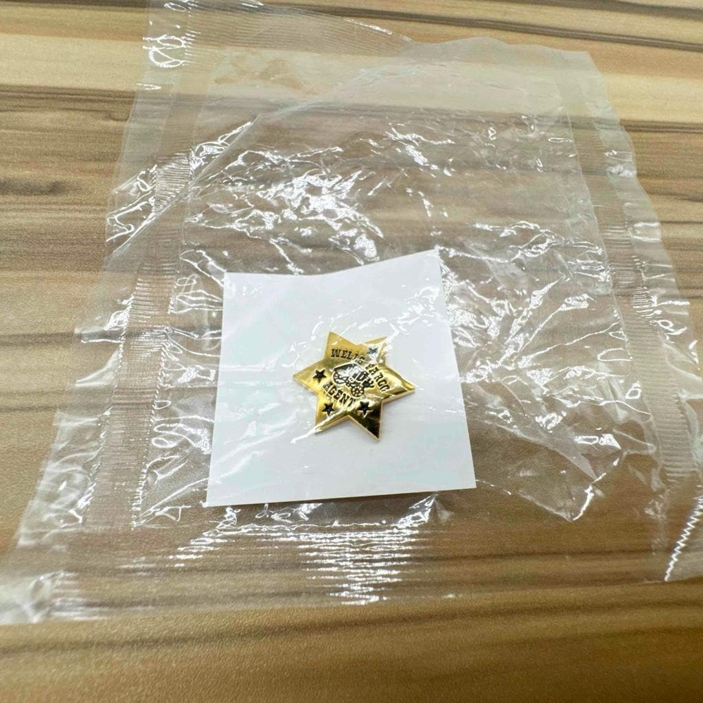 Wells fargo badge - Etsy 日本