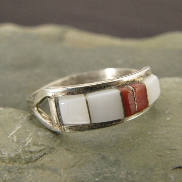 Vintage Native American Sterling Silver Coral and Mother of Pearl Ring Size 7