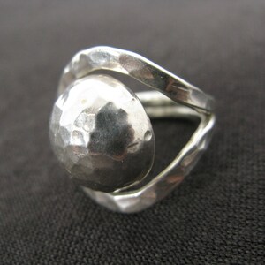 Hammered Sterling Silver Dome Ring~ Unisex Vintage Ring Size 5~Mid Century 925 Silver Dome Ring~925 Girlfriend Ring~925 men/'s pinkie ring