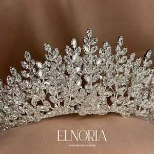 Luxury Bride Tiara Silver Crown Swarovski Crystal Headpiece for Wedding, Princess Crown Wedding Hair Piece for Bride, Bride to Be Gift