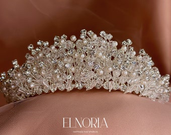 Erin Cole Bridal tiara/comb swarovski crystals snd pearls Erin Cole | Accessories | Erin Cole Bridal Tiaracomb  main image 3