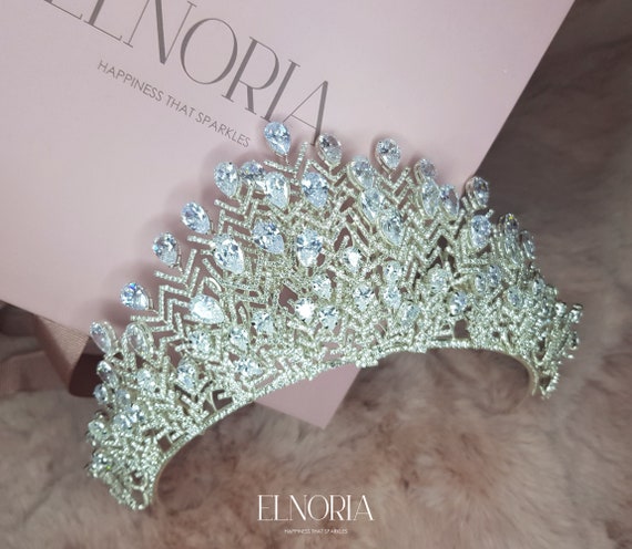 Bride to Be Tiara Crystal Headpiece Wedding Crown With Cubic  display picture 3