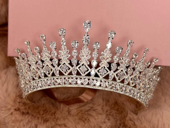 Swarovski Crystal Tiara Silver Wedding Crown for Bride With  display picture 1
