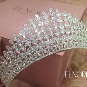 Luxury Bridal Headpiece Crown Crystal Tiara for Bride Hair, Wedding Zirconia Tiara Silver Crystal Crown for Princess Bride