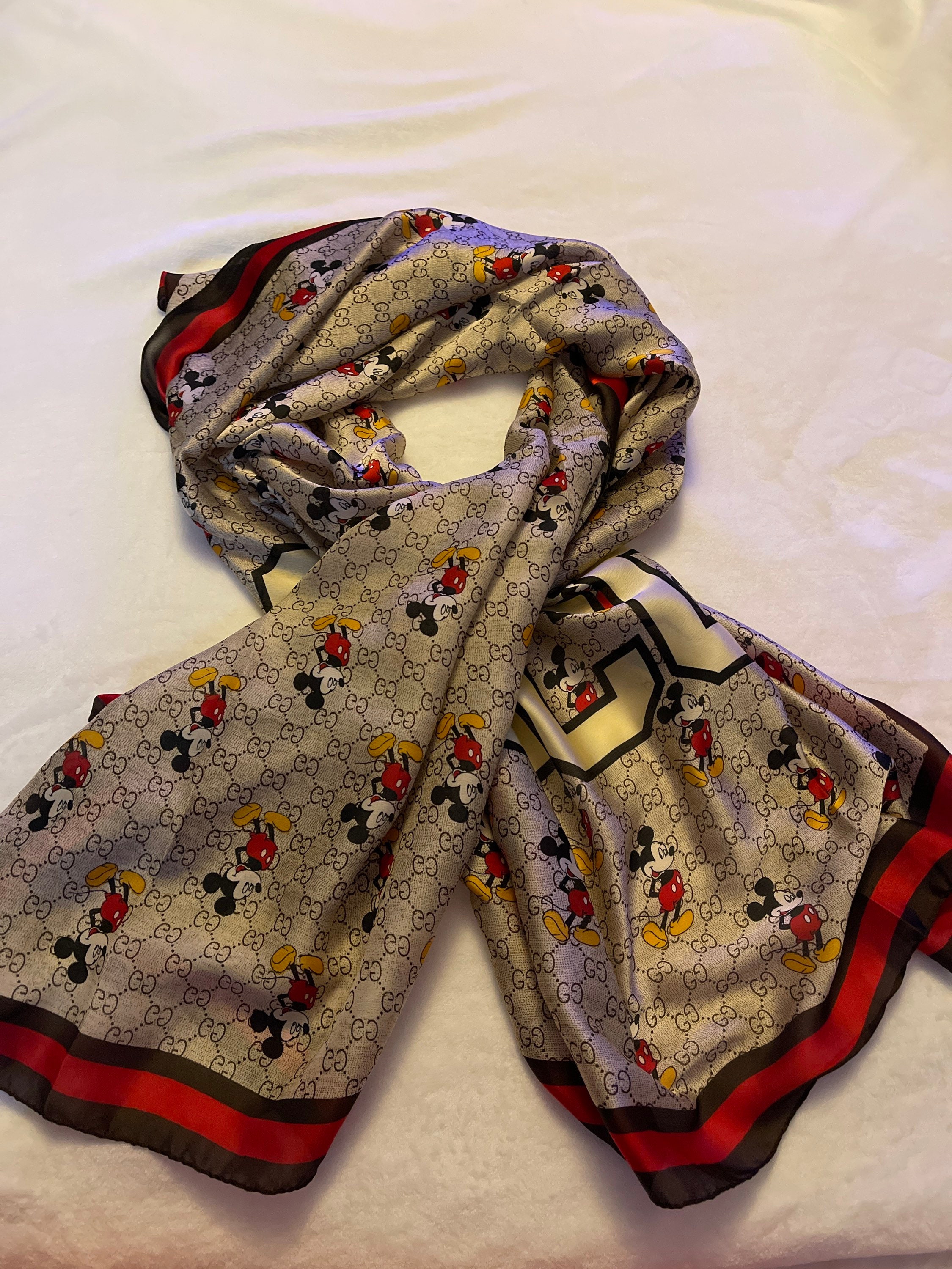 gucci mickey mouse scarf