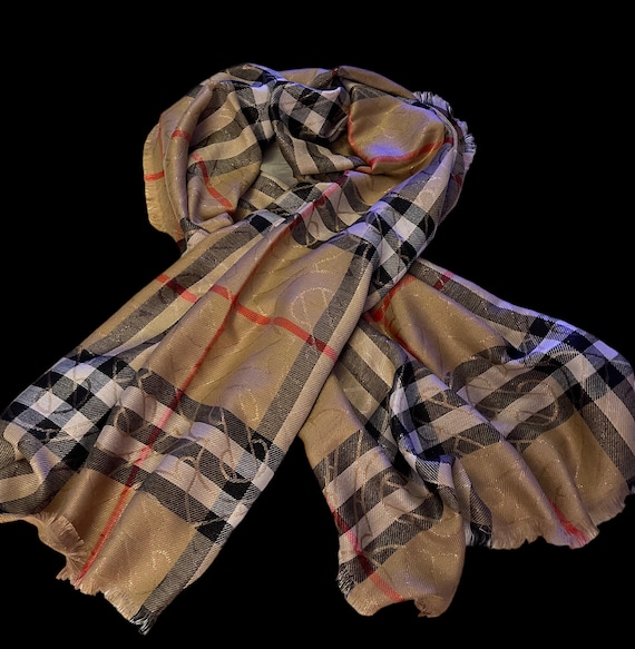 Luxury winter scarf