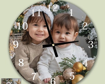 Horloge murale photo personnalisée, horloge personnalisée avec image - Parfaite pour les anniversaires, les mariages, les cadeaux de la Saint-Valentin et l'impression d'un portrait de famille