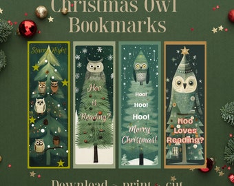 Peut inclure: Quatre marque-pages sur le thème des hiboux de Noël avec du texte. Chaque marque-page présente un motif de hibou sur un sapin de Noël. Le texte sur les marque-pages comprend "Starry Night", "Hoo is Reading?", "Merry Christmas!", et "Hoo Loves Reading?"