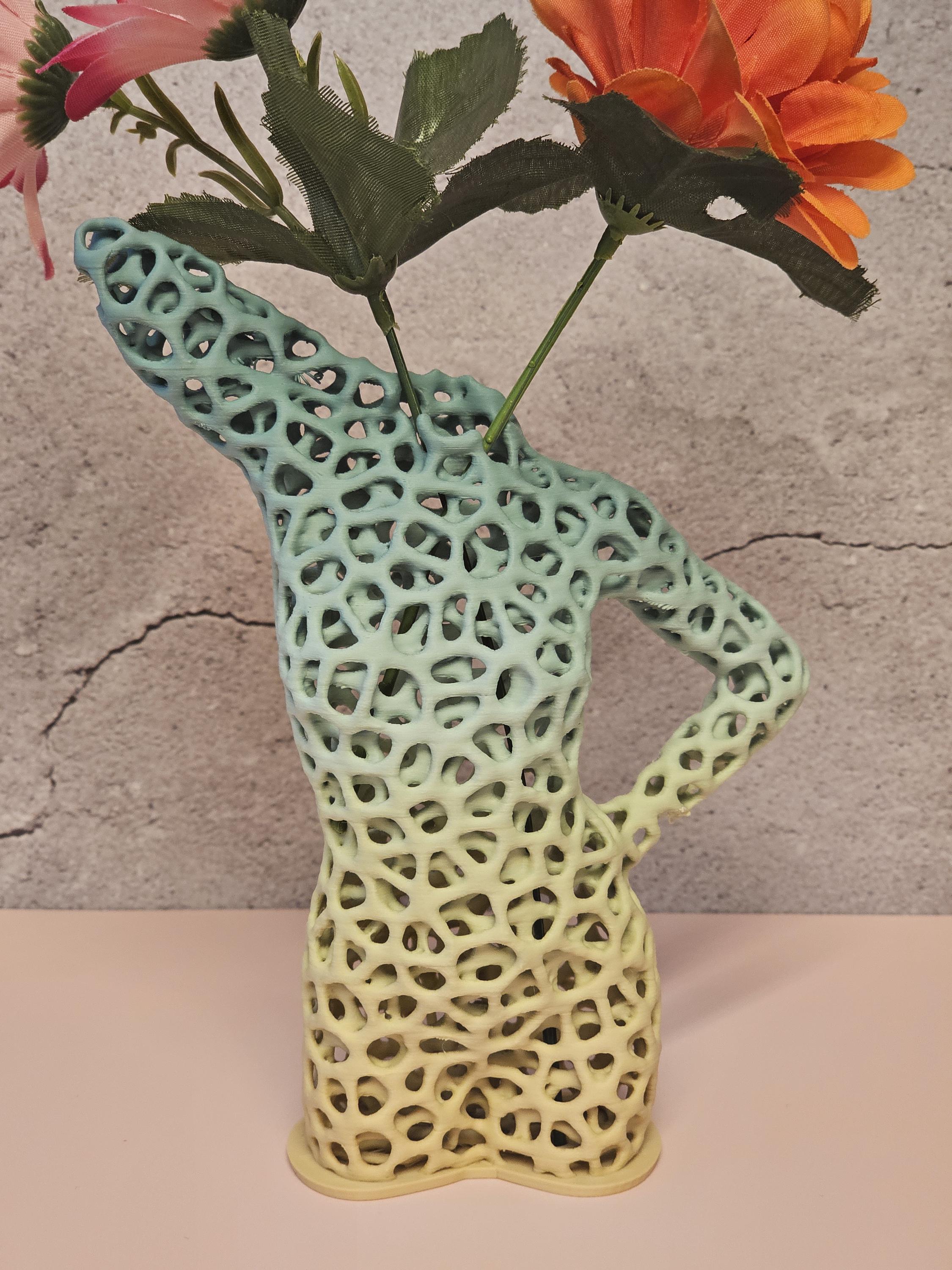 Weibliche Torso Vase Voronoi - 3D gedruckte moderne skulpturale Kunst für künstliche Blumen & Wohnkultur