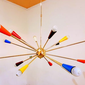 Lampadario Sputnik a 16 bracci multicolori dal design di metà secolo, lampada da soffitto in ottone realizzata a mano immagine 4