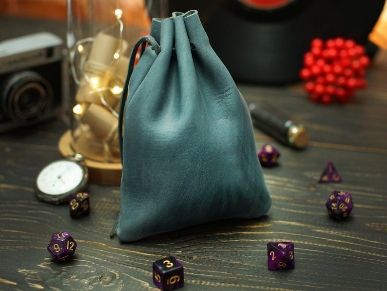 Leather DnD Dice Bag, Personalized Drawstring Dice Bag, Birthday Gifts, Engraved DnD Dice Organizer Holder, Custom Dice Storage Box Case Smoky Blue