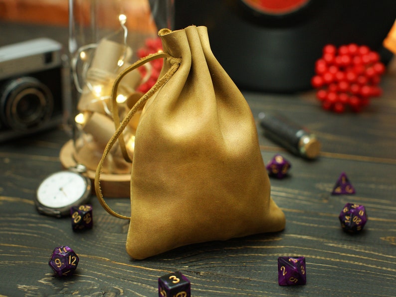 Leather DnD Dice Bag, Personalized Drawstring Dice Bag, Birthday Gifts, Engraved DnD Dice Organizer Holder, Custom Dice Storage Box Case Curry