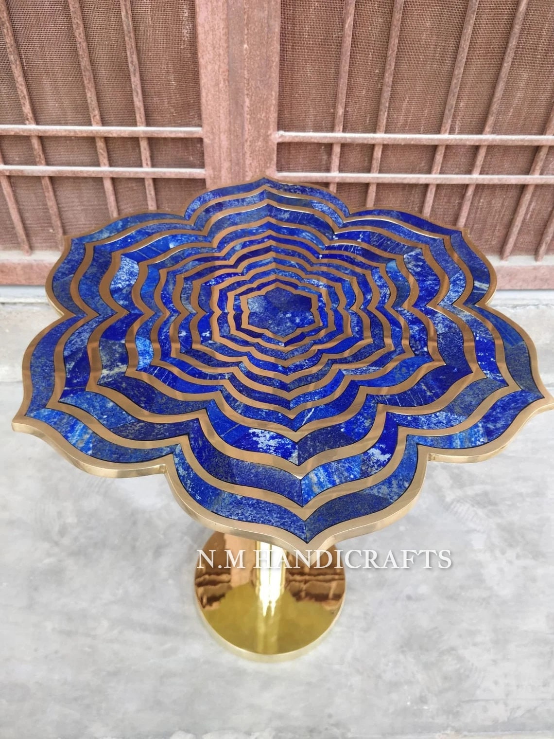 7インチ E-25 クリスタルボウル LAPIS LAZULI PLATINUM Lapis Lazuli Coffee Table With Gold Stand, Blue Lapis Side
