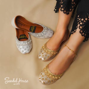 Layla Handmade Ladies Pakistani Indian Khusa Sandal | Sequin and Pearl Punjabi Jutti | Wedding shoes | Gift For Her | Gold Silver Black