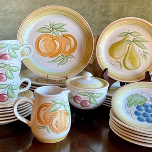 FRANCISCAN LARGE FRUIT: Vintage Franciscan Earthenware | Mid-Century Modern Produced Between 1961-1962 | Sets & Open Stock Items | Like New