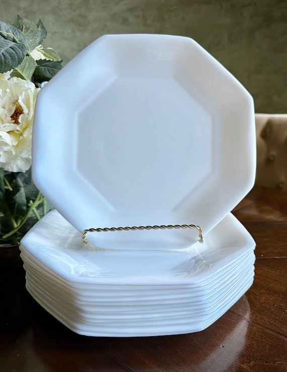 WHITE OCTAGON TABLEWARE: Vintage Arcopal Novoctime White Octagon