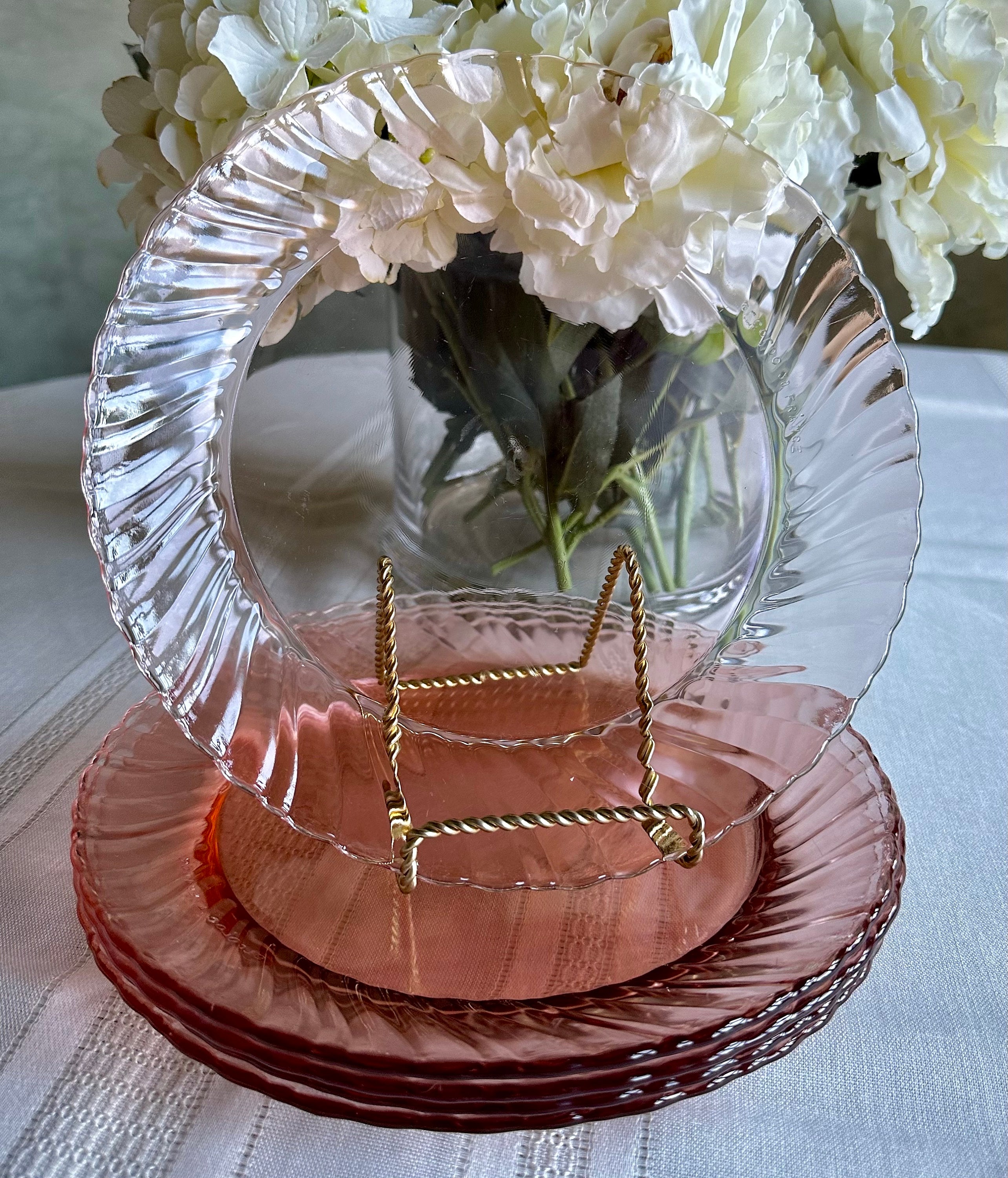 VINTAGE PINK TABLEWARE: Arcoroc / Luminarc France 