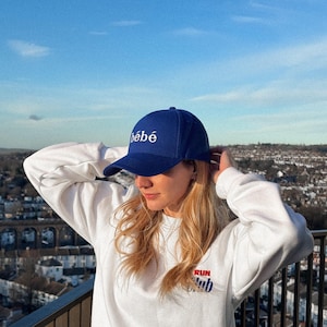 Gorra de papá personalizada: letras o iniciales bordadas personalizadas en una gorra de béisbol de algodón estructurado: idea de regalo para él y para ella