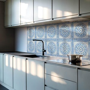 Stickers carrelage mosaïque dans des tons de ciel, Carrelage bleu, autocollants pour carrelage, Carrelage mural en PVC texturé, Stickers carrelage de salle de bain
