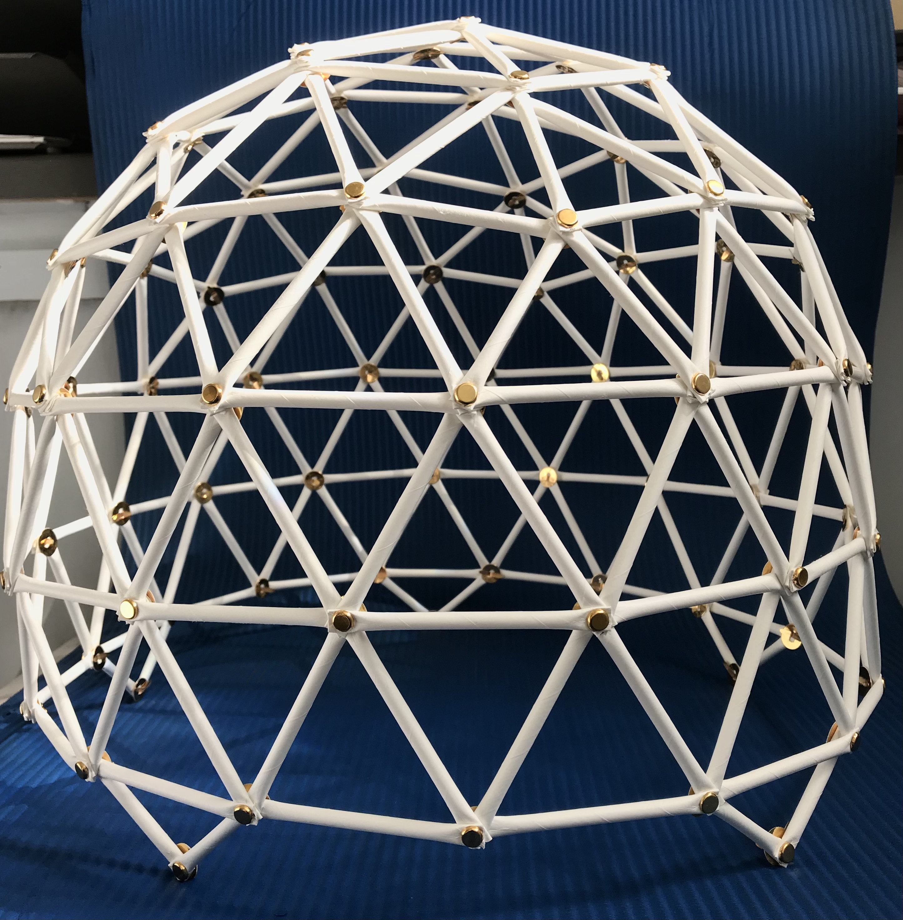 Geodesic Dome Model 3v 5/8 Silo Tabletop Kit (16-1/2 Geodesic Dome Model 3v 5/8 Silo Tabletop Kit (16-1/2