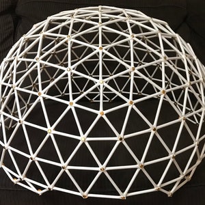 Geodesic Dome Model 5v 8/15 Tabletop Kit (26-1/2&quot; Diameter x 15&quot; Tall)