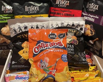 Peruvian Candy Box with Assortments Chocolates, Cookies & Candies - Cajita Feliz con mixtura de delicias Peruanas.