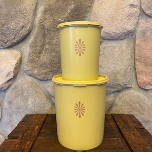 Vintage TUPPERWARE Set of 4 Yellow Brown Sunburst Tupperware Canister Set  805 Servalier Snap on Lid Container Food 804 803 802 -  Finland