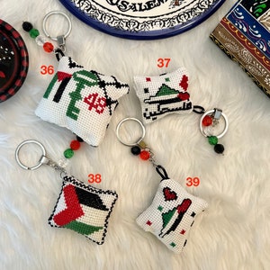 Handmade Palestinian Tatreez Keychains - Etsy