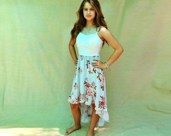 Vestido asimétrico vintage con estampado floral: falda transparente con volantes y top de encaje, talla pequeña