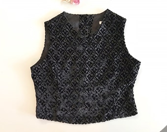 BURNout SAMMETSBLUS, MAX STuDIO, Vintage Ärmlös Crop Top, Svart Fleur de Lis DeVore Sammetsmönster, Damskjorta, 1980-tal, Liten