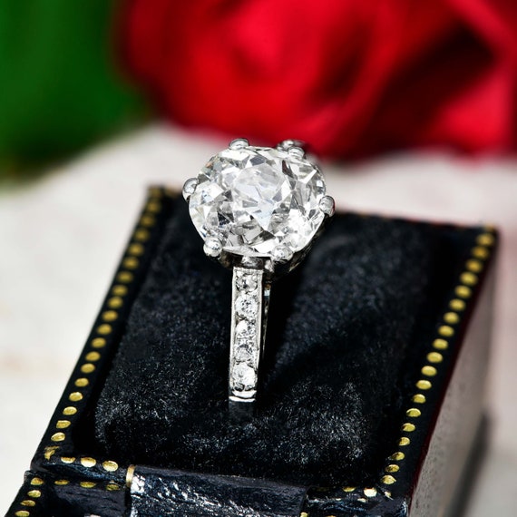 The Antique Art Deco Era Old Mine Cut Diamond Ring - image 2