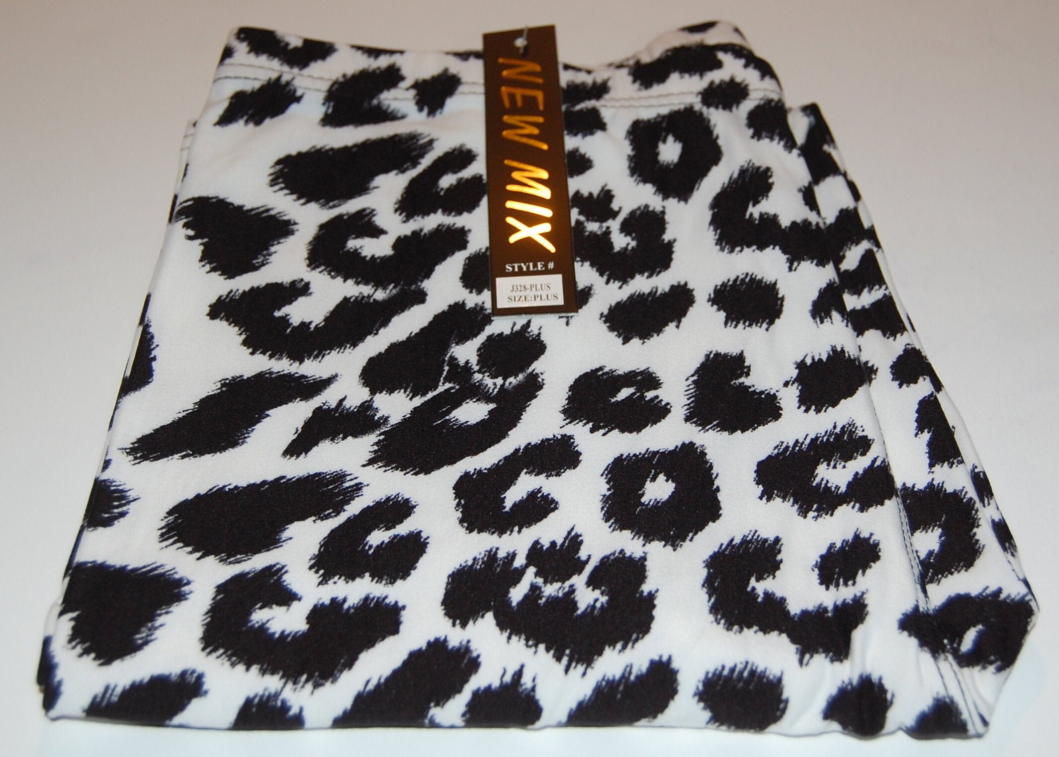 Victoria Secret Pink Leopard Print Leggings