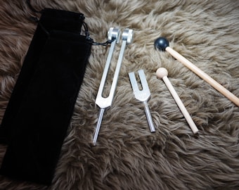 136.1HZ Heart OM and 4096HZ Metal Tuning Fork Set Silver Color with bags and  wooden mallets for sound healing