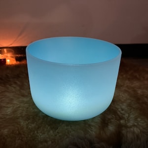 432Hz 10 inch G-noot Perfect Pitch Crystal Klankschaal met lichte, zachte tas, bamboehamer en O-ring.