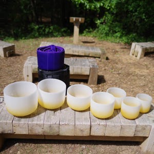 432Hz 6&quot;-12&quot; crystal singing bowl Golden gradient color with mallets, Soft bag, carrying bag and O-ring for sound healing and meditation