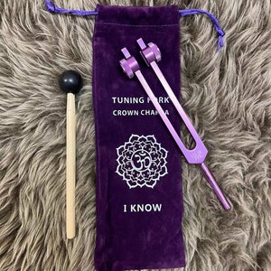 Weighted tuning fork 7 chakra 7 soft bags 7 mallets SET. Sound Healing with Individually Marked Chakra meditation tools Single fork (Purple)