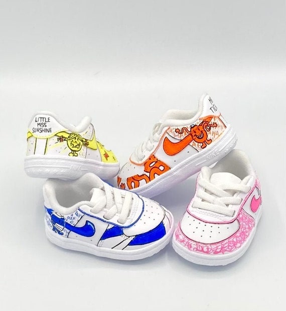 kleding stof oogsten zij is Mr Men Custom Nike Air Force 1 Crib Shoes - Etsy