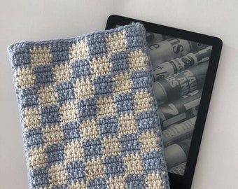 Blue and White Checkered Crochet Kindle/eReader Cover