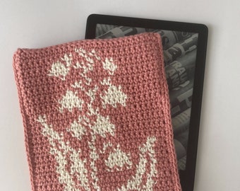 Roze Lilly of the Valley gehaakte Kindle/eReader Cover