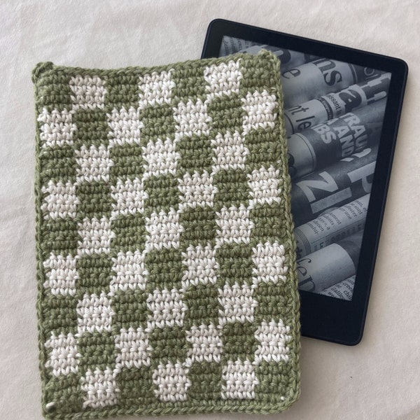 Green Checkered Crochet Kindle/eReader Cover