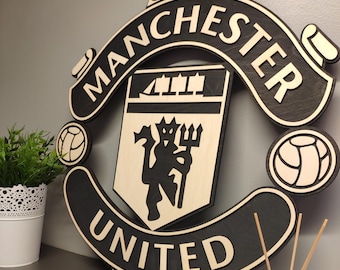Custom Club Crest – Unique Handmade Fan Gadget | Wooden Decoration | Football Emblem | FanGift