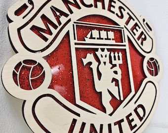 Handmade Manchester United Crest Wall Art - Wooden and Epoxy Resin Plaque - Custom Manchester Emblem - Unique Home Decor Gift